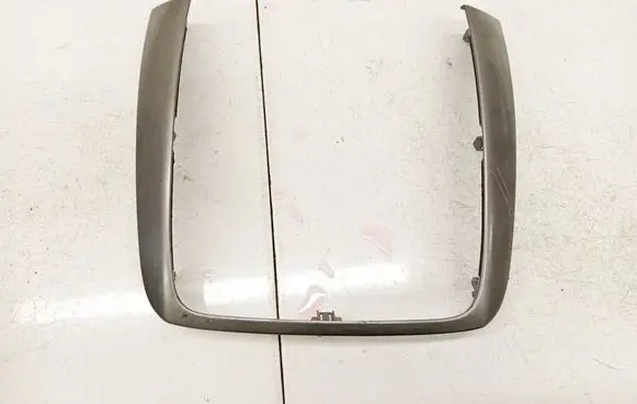 Toyota Avensis Verso Center console 5541444030