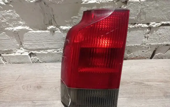Volvo V70 Rear/tail lights 9154501 9154497
