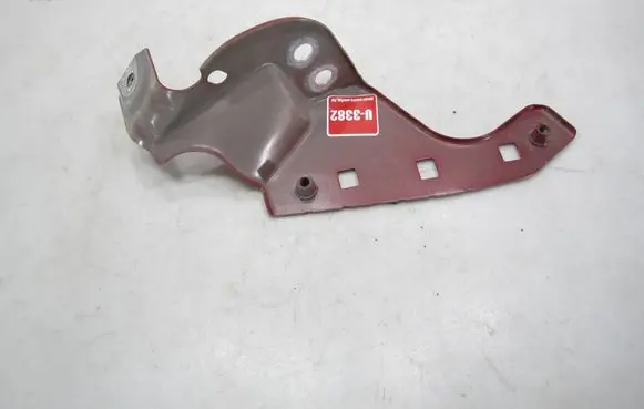 Volkswagen Taigo Fender mounting bracket 2G7821135 132202S