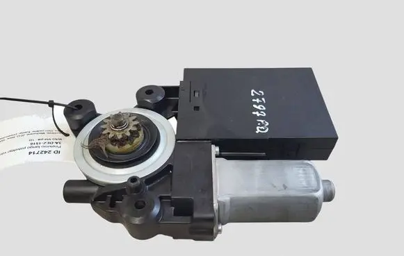 Volvo V50 Front door window regulator motor 31295175AA 241242095239