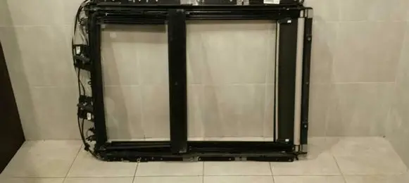 Jeep Grand Cherokee Sunroof frame 68081053AC