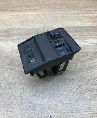 BMW 5 E34 Light switch 1384005 38813705
