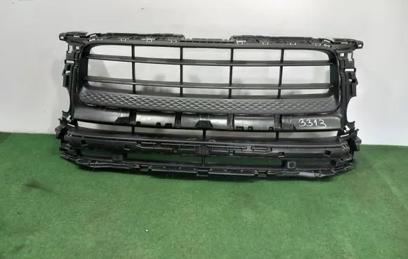 Porsche Macan (95B) Front bumper upper radiator grill 95B807683CF