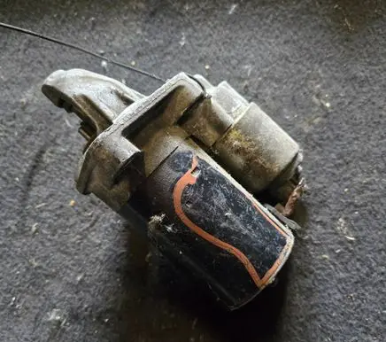 Ford Focus Starter motor 0001107417