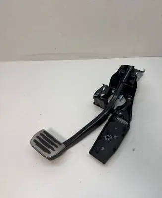 Land Rover Evoque I Brake pedal GJ322D094CB