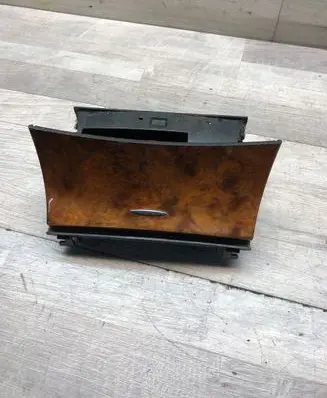 Car ashtray