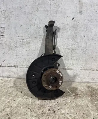 Volkswagen Touareg I Front wheel hub spindle knuckle 7l6407258a
