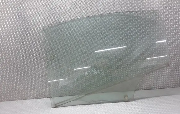 Mazda 3 I Rear door window glass