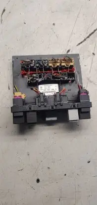 Volkswagen Golf V Comfort/convenience module 3C8937049D S2602 F005V00744