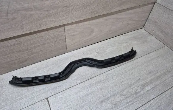 BMW iX Engine compartment rubber 51767933379