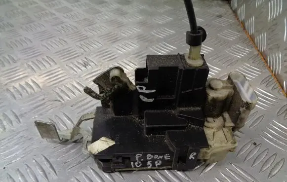 Peugeot Boxer Front door lock