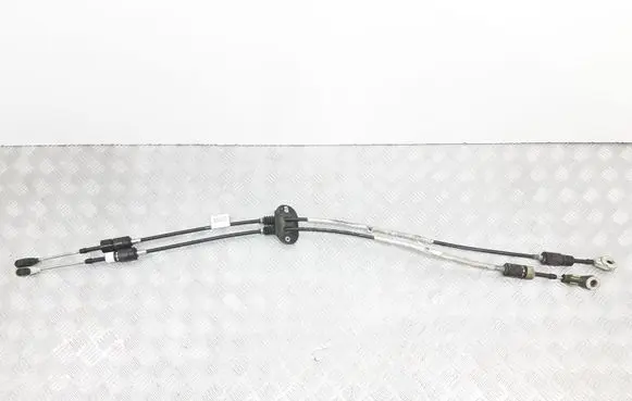 Volvo V40 Gear shift cable linkage 31325593