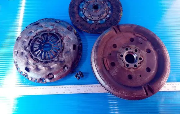 Skoda Octavia Mk3 (5E) Clutch set kit 04L105266B 04L105266