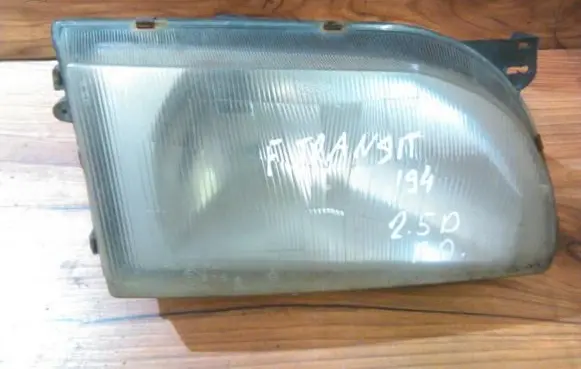 Ford Transit Headlight/headlamp 95vg13005 0374d