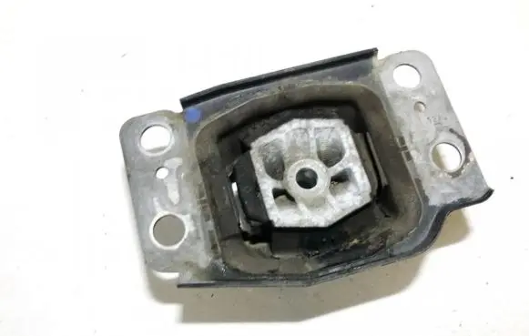Ford Galaxy Engine mount bracket 6g917m121ac 6g917m1218c