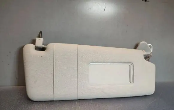 BMW X3 E83 Sun visor 1442107GR
