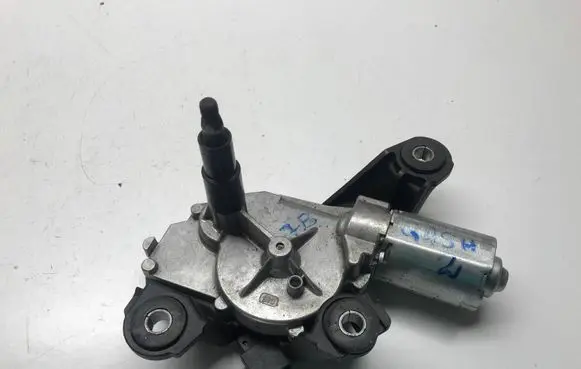 Nissan Qashqai Rear window wiper motor 28710JD000 0390201820