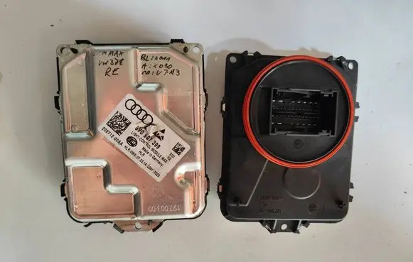 Audi A3 S3 8V Headlight ballast module Xenon 8V0907399 20271200AA