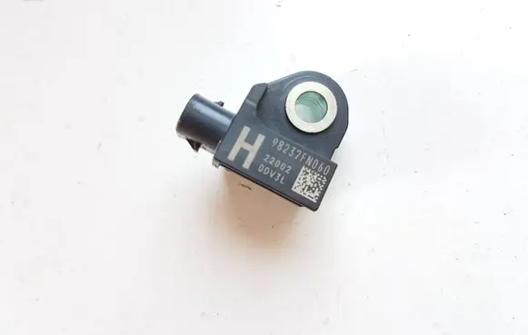 Subaru Crosstrek III Airbag deployment crash/impact sensor 98237FN060