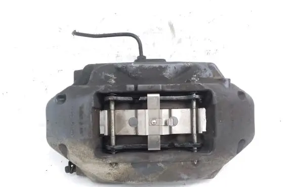 Volkswagen Touareg I Front brake caliper