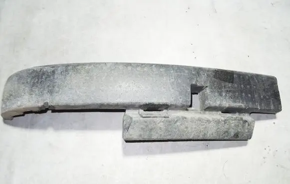 Volkswagen Multivan T4 Front bumper foam support bar 7D0807694