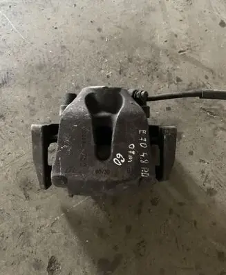 BMW X5 E70 Front brake caliper 34116776784 6776784