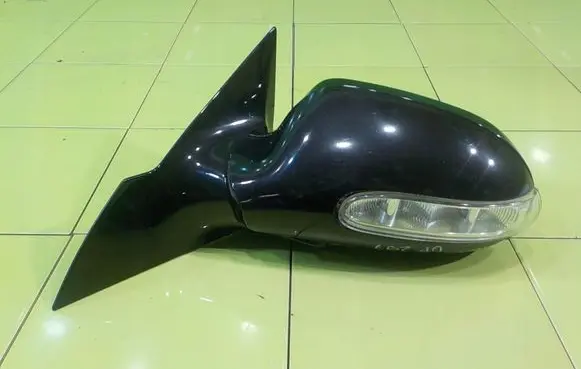 Mercedes-Benz CLK A209 C209 Front door electric wing mirror LEWE UP297