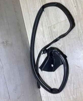 Mercedes-Benz CLS C219 Rubber seal rear door A2197370230