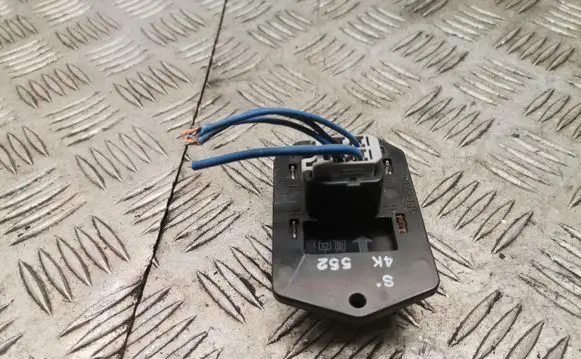 Jeep Patriot Heater blower motor/fan resistor 4k552
