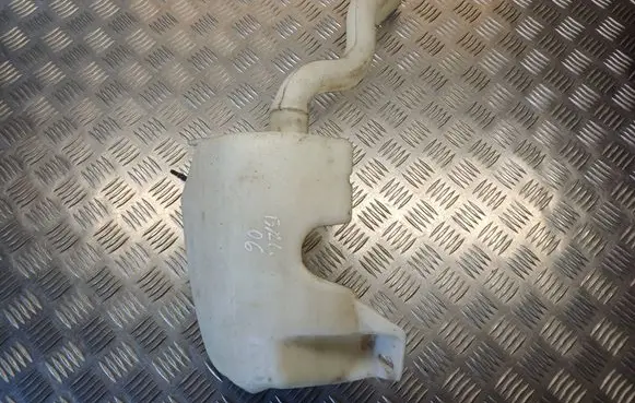 Windshield washer fluid reservoir/tank