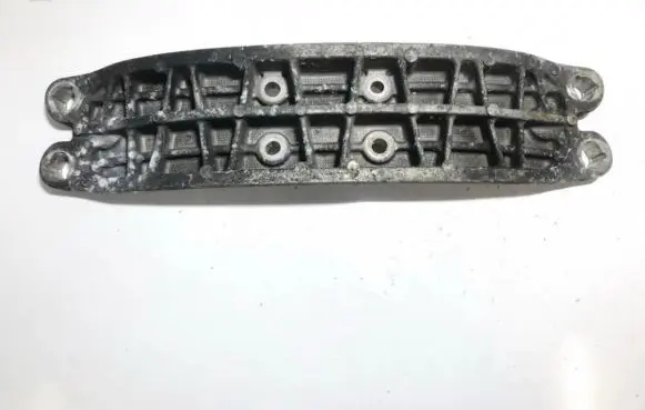 Lexus IS 220D-250-350 Engine mounting bracket