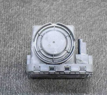 Volvo XC40 Alarm system siren 31652311 8888763458