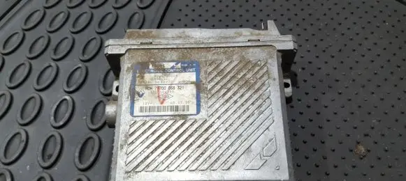 Volvo S40, V40 Engine control unit/module 7700868321 7700102260
