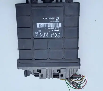Volkswagen Golf III Engine control unit/module 0261200760 1H0907311F