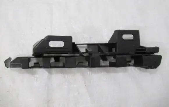 Citroen C4 III e-C4 Fender mounting bracket 9687310680