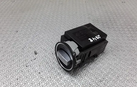 Volkswagen PASSAT B6 Ignition lock 3C0905843M