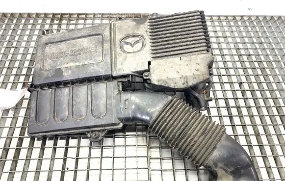 Mazda 2 Air filter box 014140-2440