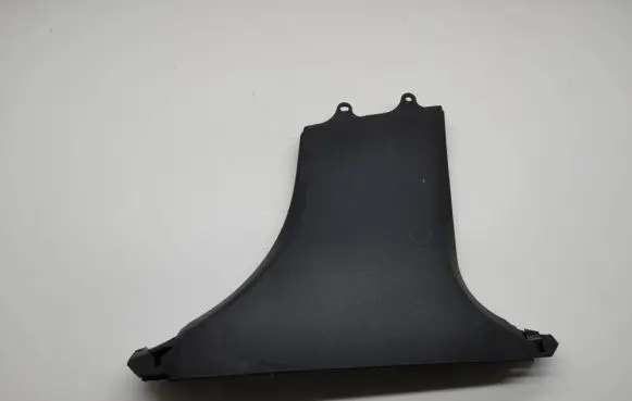 (B) pillar trim (bottom)
