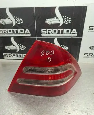Mercedes-Benz C W203 Rear/tail lights 2038202064