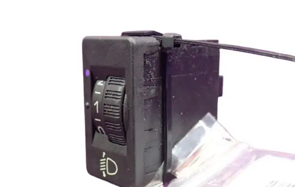 Peugeot 1007 Light switch 96384422XT