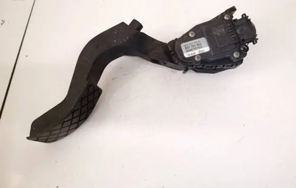 Audi A4 S4 B5 8D Accelerator throttle pedal 8D1721523 6PV00777007