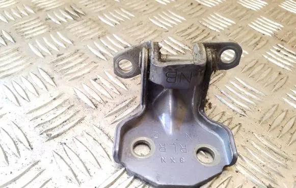 Subaru Forester SG Rear door lower hinge