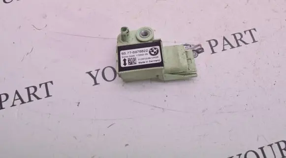 BMW 5 E60 E61 Airbag deployment crash/impact sensor 6978822