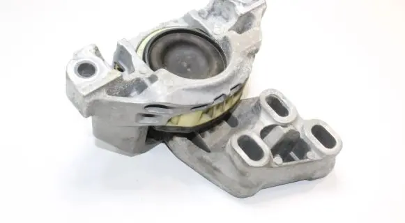 Mercedes-Benz B W246 W242 Engine mounting bracket AC46000DF