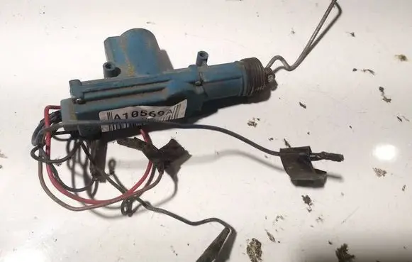 Volkswagen II LT Central locking motor 