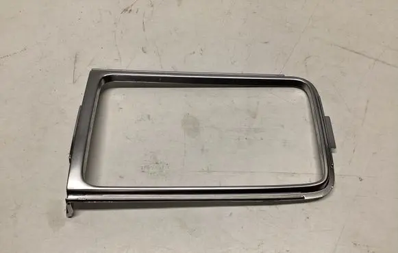 Volkswagen Touareg II Other dashboard part 7P2819573C