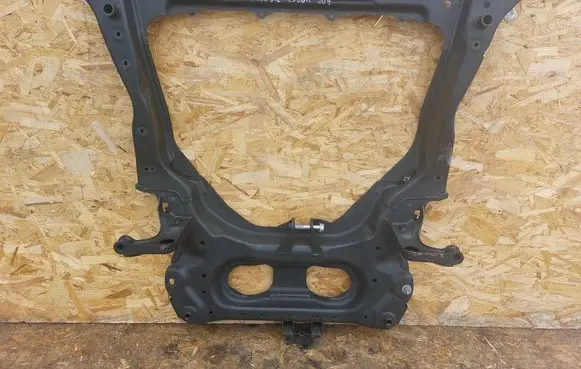 Nissan Qashqai J12 Front subframe