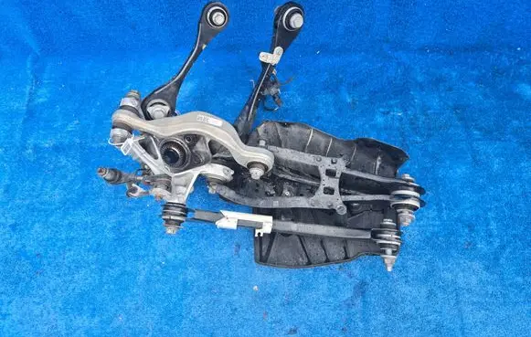 BMW i4 Rear suspension assembly kit set 6893273 6893271 8868688
