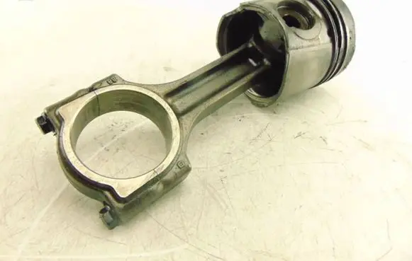 Renault Megane I Piston 