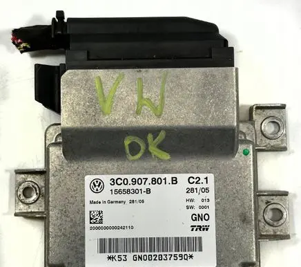 Volkswagen PASSAT B6 Hand brake control module 3C0907801B